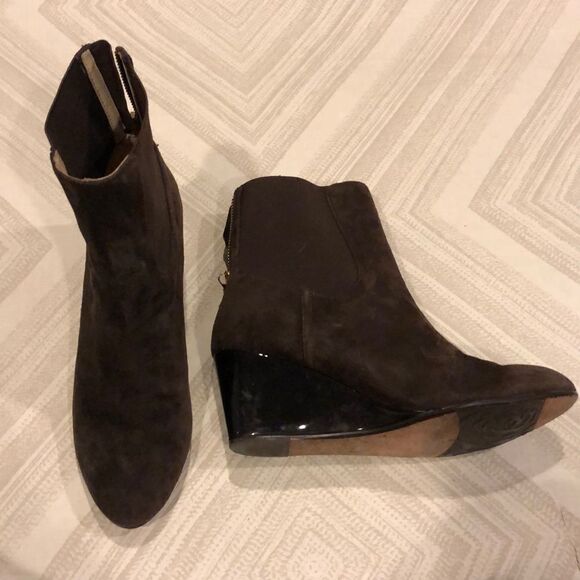 Taryn Rose Brown Suede Wedge Low Boots - Picture 1 of 8